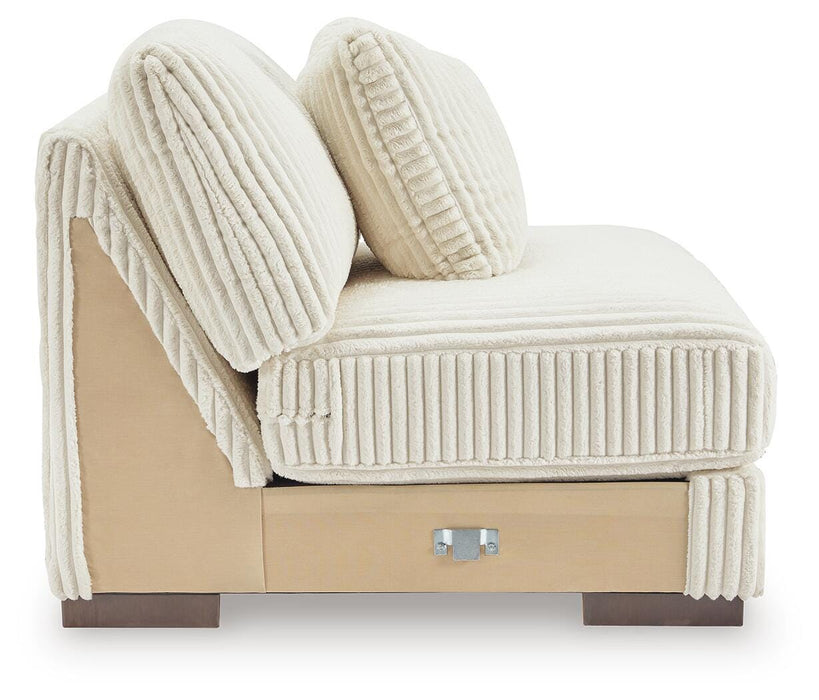 Lindyn Sectional