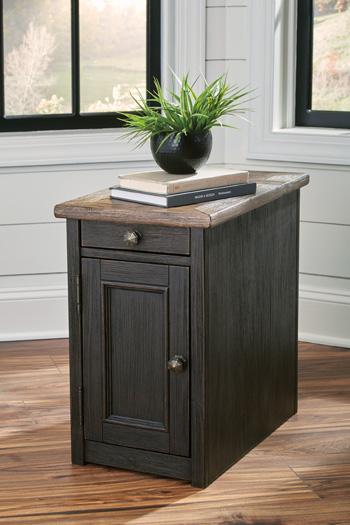 Tyler Creek End Table Set - Pay Less Furniture (NJ)
