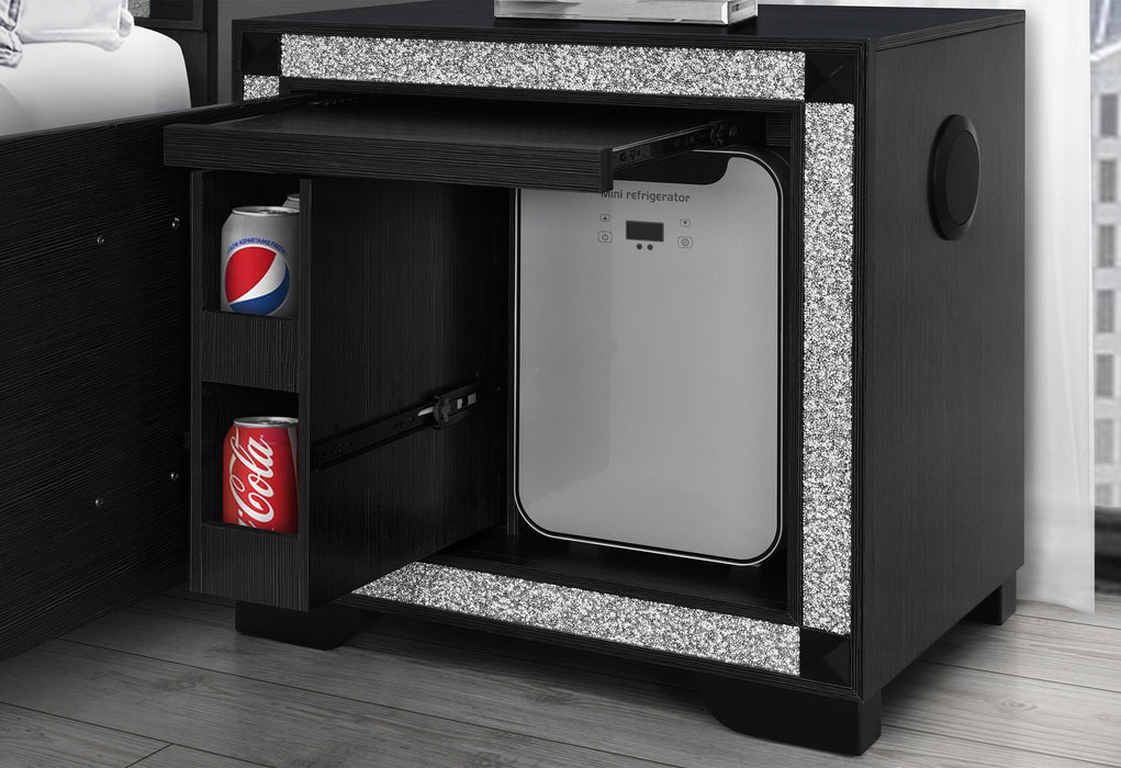 SOLEIL CHARCOAL KING BED GROUP WITH COOLER AND SPEAKER