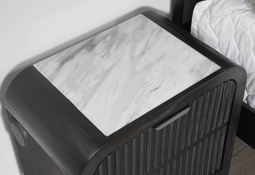 BECKETT WHITE/BLACK KING BED GROUP WITH COOLER & SPEAKER - Pay Less Furniture (NJ)